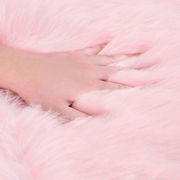 Heart Shaped Faux Fur Throw Rug Bedroom Fluffy Floor Mat Light Pink 2.3ftx3ft - Picture 6 of 6